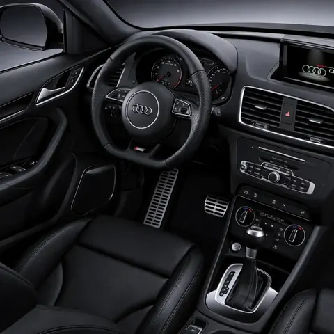 interiér vozidla Audi Q3 4×4
