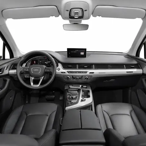 interiér vozidla Audi Q7 4×4